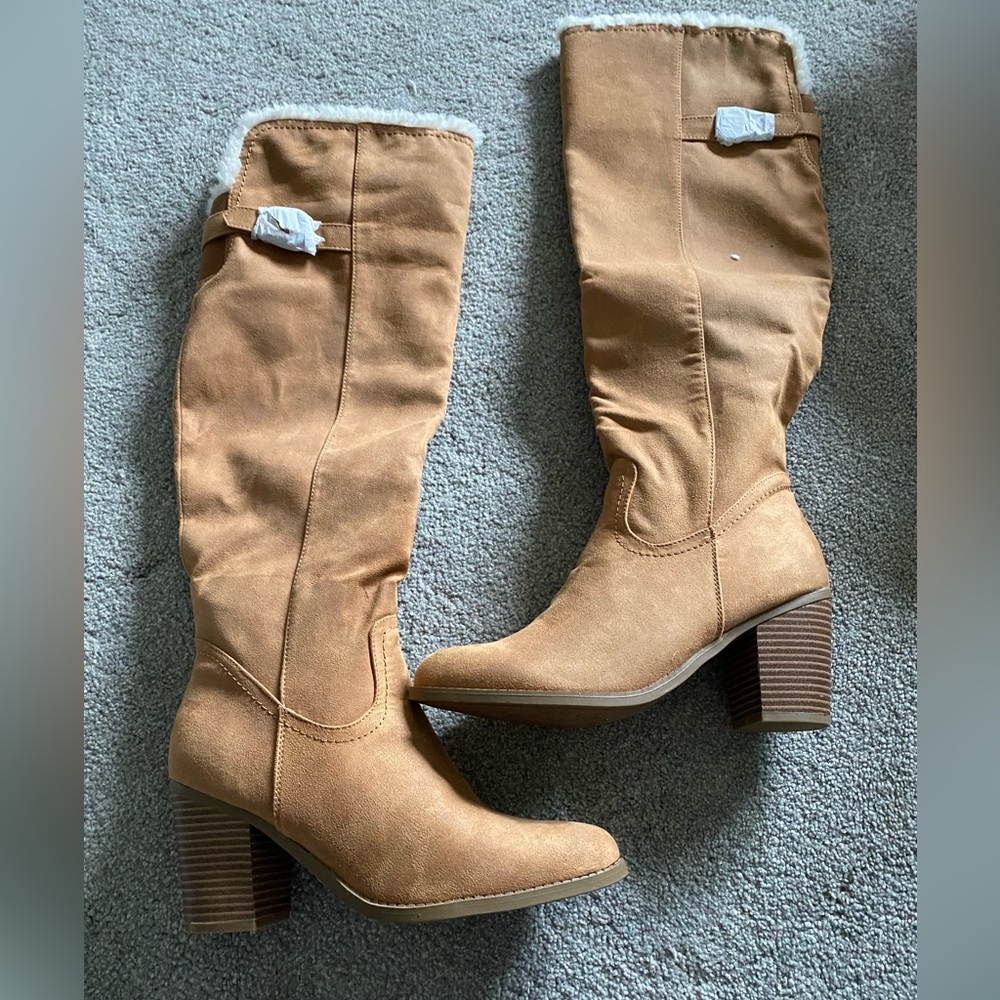 Brand new Sugar shearling lined knee high boots 8